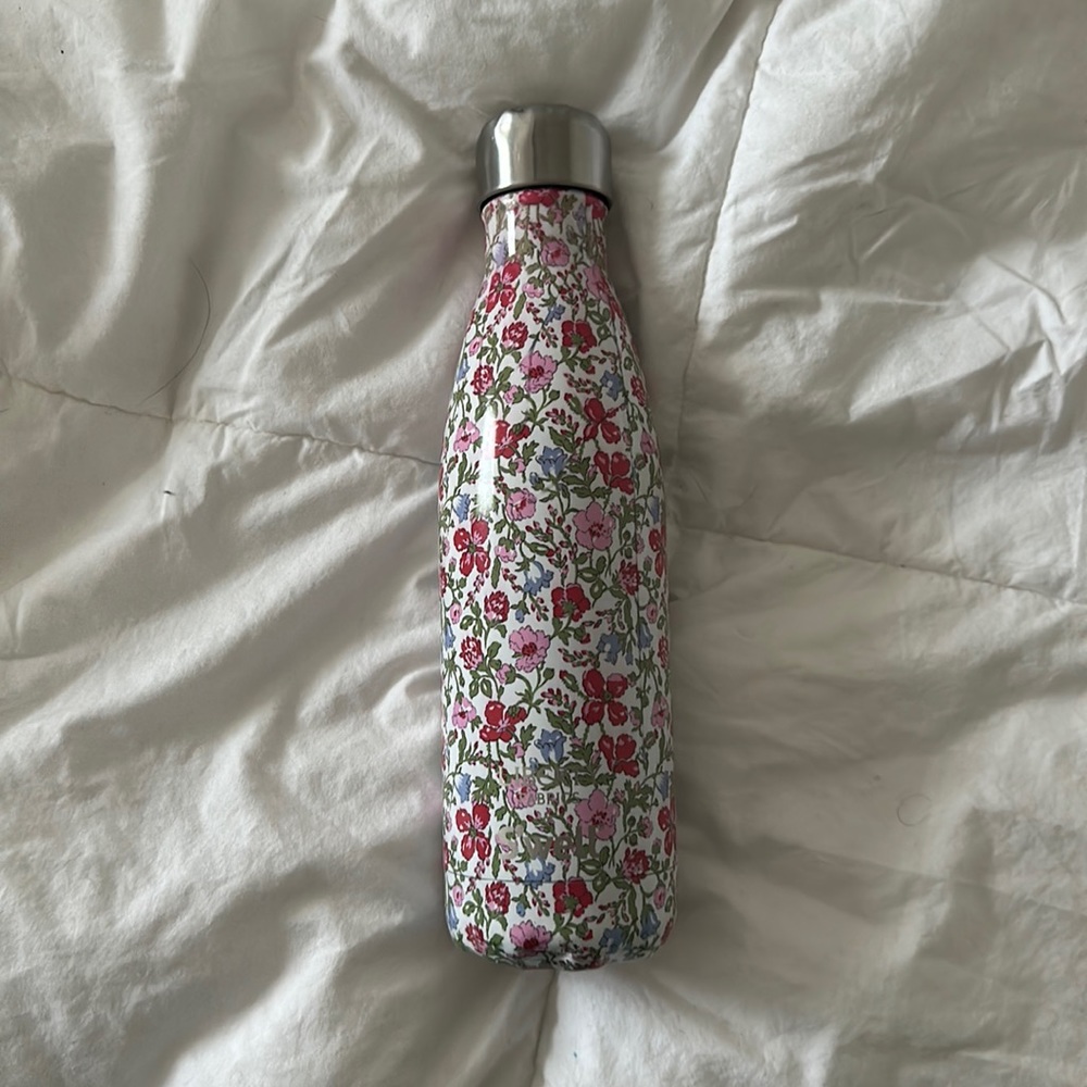 NWOT Swell Water Bottle